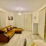Ssenyange Sea View Apartman *